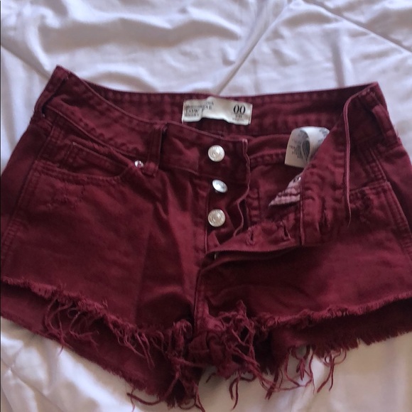 Low rise shorts - Picture 3 of 3